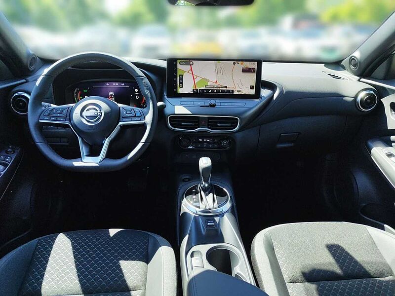 Nissan Juke 1.6 HYBRID 143 PS 4AMT N-CONNECTA  Navi Carplay Lenkrad-/ Sitzheizung vorn Moder