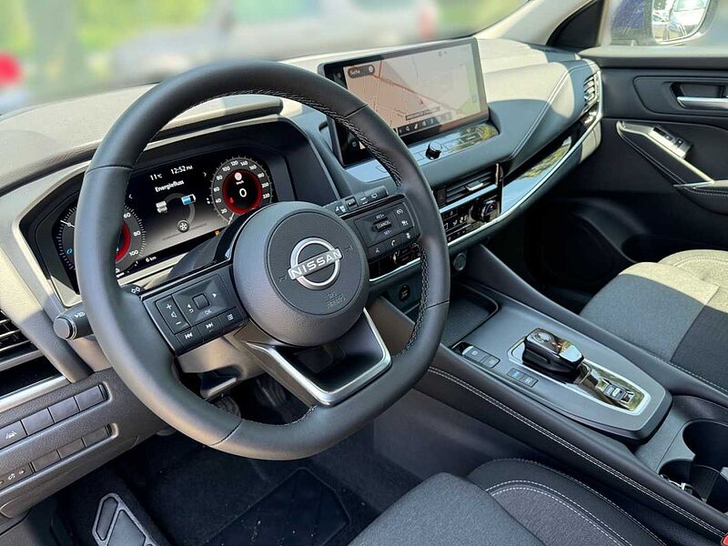 Nissan Qashqai N-CONNECTA 1.5 VC-T e-POWER Beheizbares Lenkrad-Frontscheibe In-Car WiFi 360° Ka