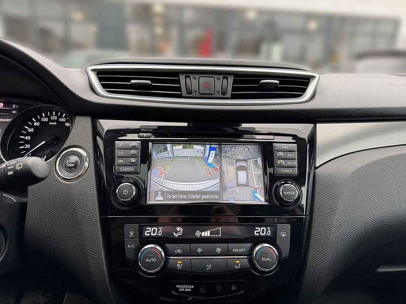 Nissan Qashqai N-CONNECTA PANO NAVI KAMERA SITZH.