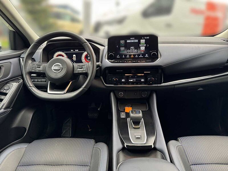 Nissan Qashqai AT Premiere - HUD - PANO - LED - NAVI