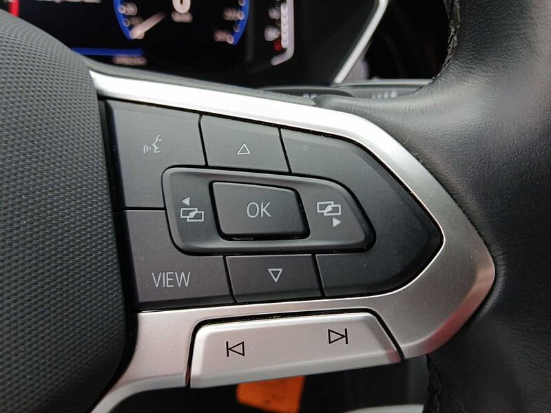 Volkswagen T-Cross TSI 1.5 LED NAVI  SHZ VIRTUELLES COCKPIT