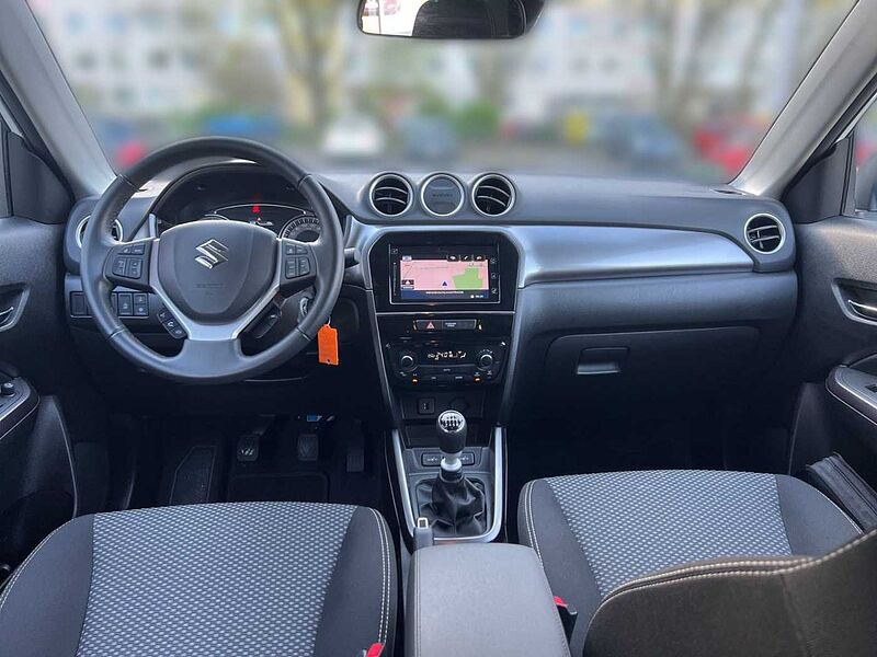 Suzuki Vitara 1,4 COMFORT HYBRID | KAMERA | CARPLAY